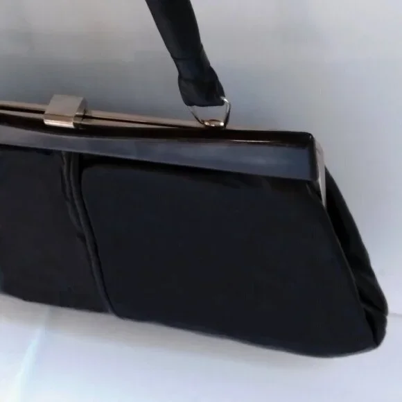 Unique Vintage Black Leather Satchel/Shoulder Frame Bag wth Chic Sleek Features - Picture 5 of 15